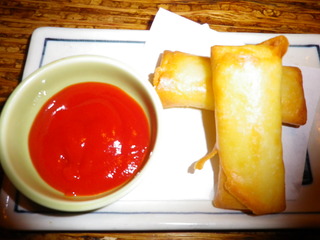 チーズとジャガイモの春巻き