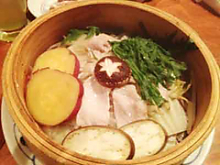 四万十豚と季節野菜のセイロ蒸し