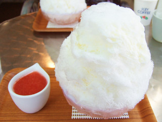 天然氷かき氷　いちごみるく