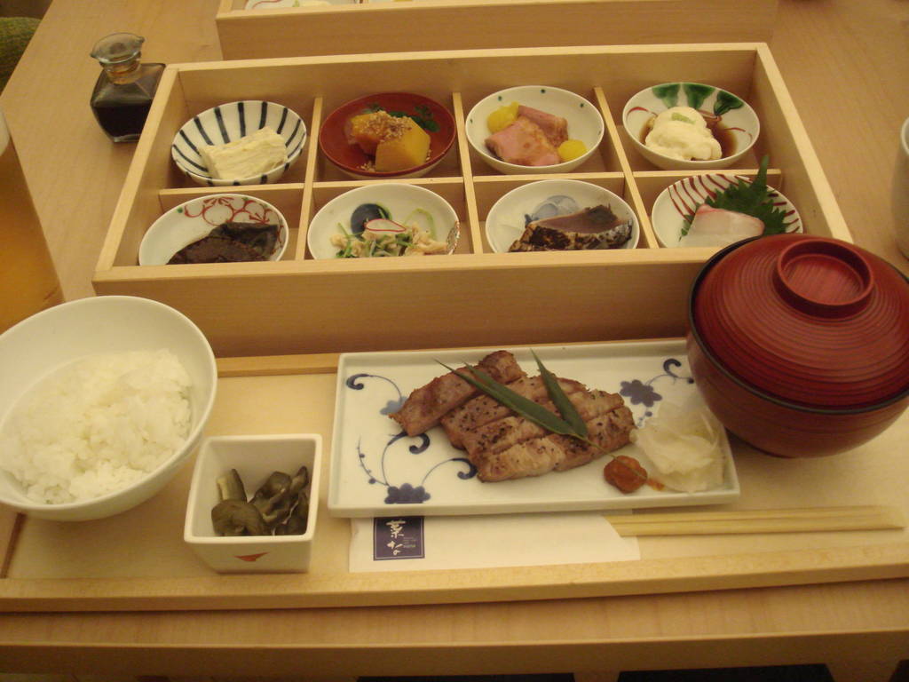 菜なの豆皿　おばんざい御膳