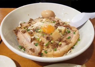 特製あえチーズカルボナーラ麺