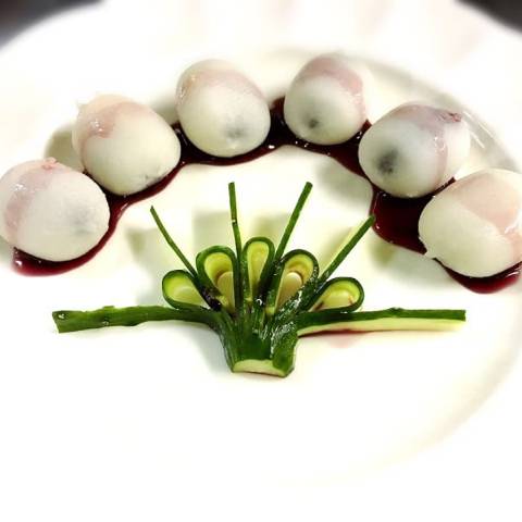 冷やし胡麻団子