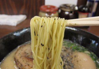 味玉白ストレート