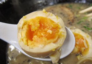 味玉白ストレート