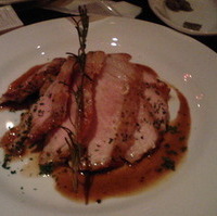 富士朝霧高原放牧豚