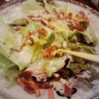 ベーコン温玉シーザーサラダ