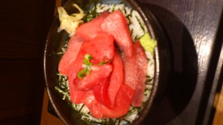 まぐろ丼