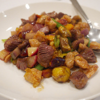 三浦野菜と鶏肉と砂肝の炒め物