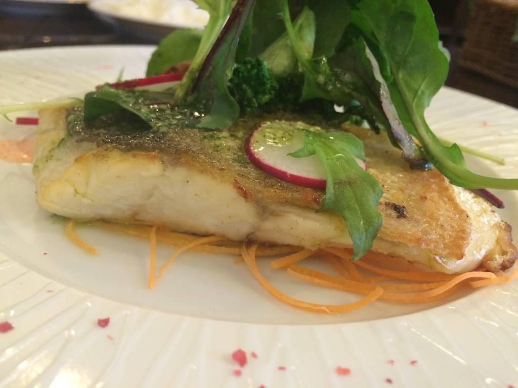 スズキのポワレ