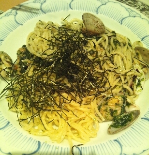 アサリとやりいかのパスタ　海苔の香り