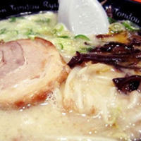 おとこ味黒こがしにんにくラーメン