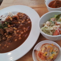 ランチメニュー　５穀米の豆カレー