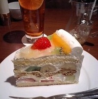 フレッシュフルーツケーキ