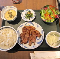 うす切り白たん＆牛カルビ　ブラッキー　ハ…