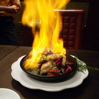 岩手産ホタテ貝のエスニック鉄板焼き