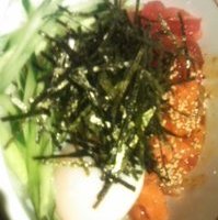 海鮮ピリ辛ユッケ丼