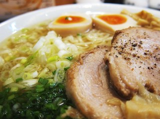 半熟煮たまごラーメン