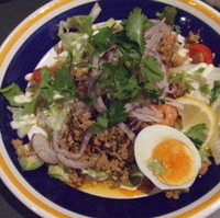 海老とアボカドのタイ風ガパオライス