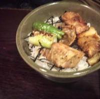 鶏炭火焼き小丼