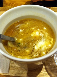 鶏と玉葱のスープ　バルサミコ風味