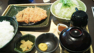 熟成豚ロースかつ定食