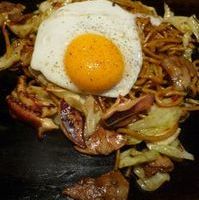 コンビ焼きそば玉子のせ