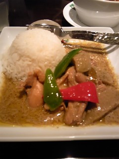 鶏肉のグリーンカレー