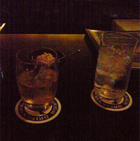 半熟卵とベーコンのピザ