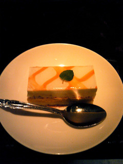 グリーンカレーのチーズフォンデュコース