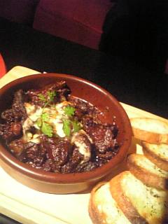 牛すね肉の煮込み