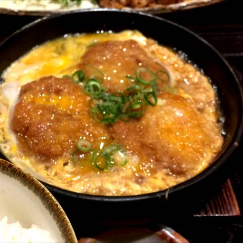 ヒレカツ卵とじ定食