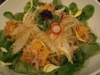 桜海老と黄味おろしの和風サラダ