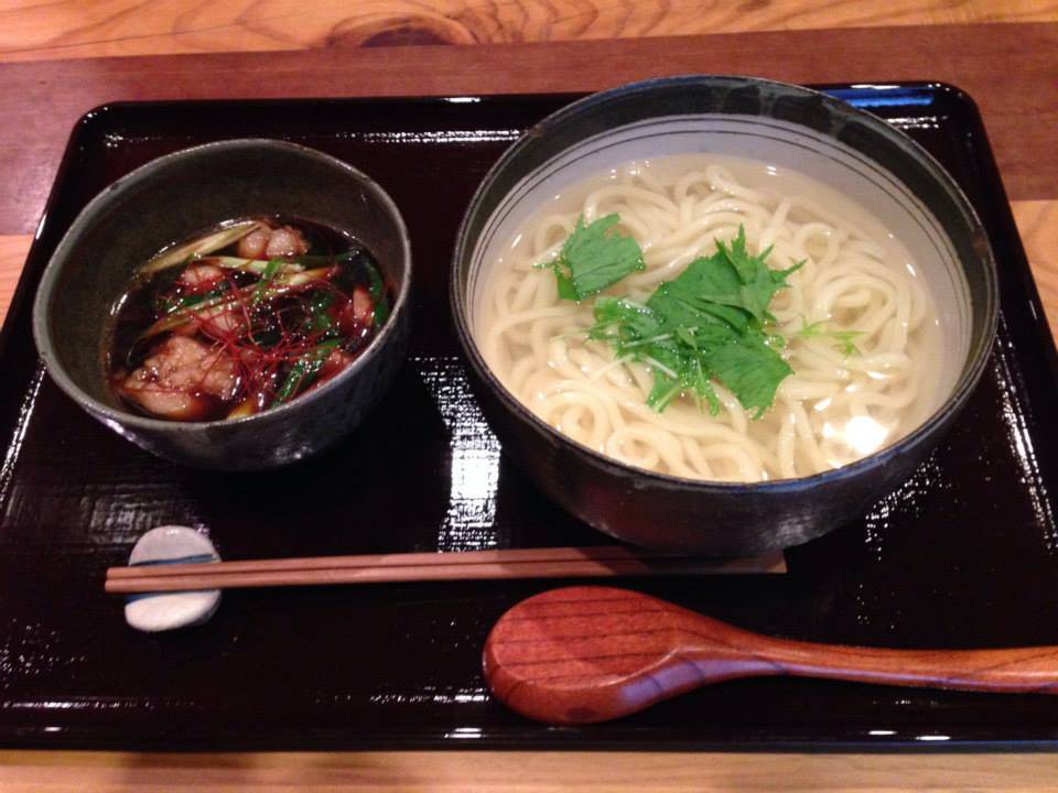 やみつきつけ麺3種 坦々、ホルモン、豚角煮
