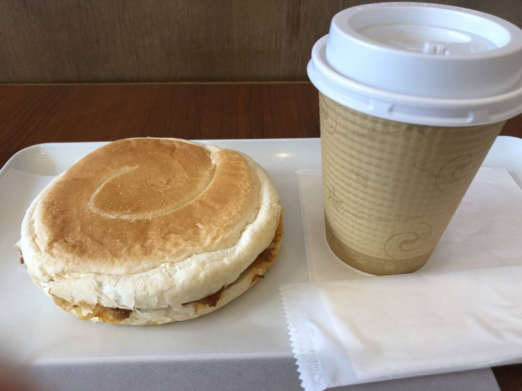 旨辛豚まんバーガー