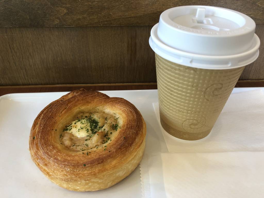 ツナサラダのデニッシュ