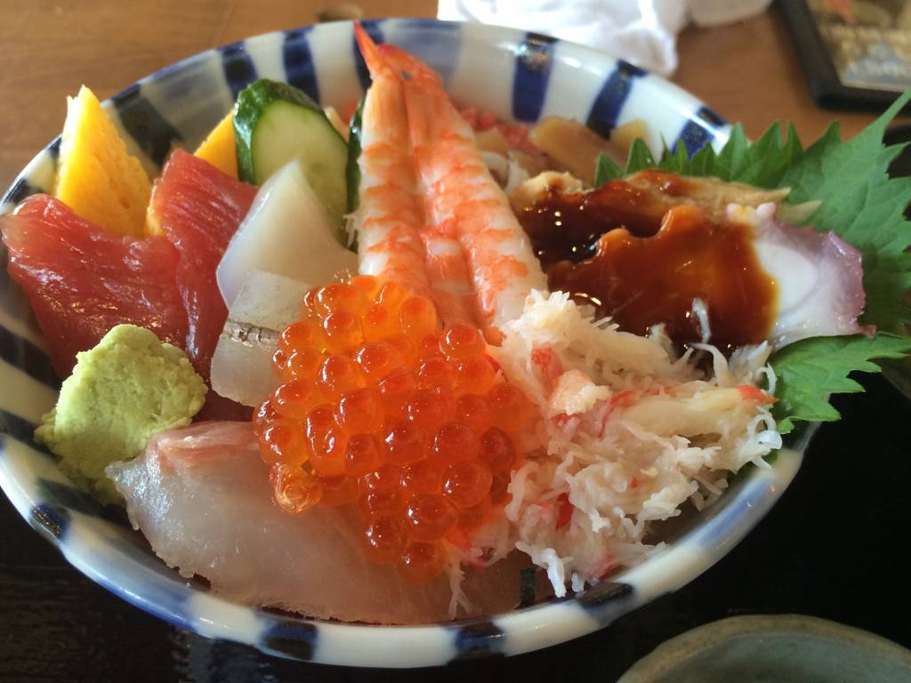 豪快海賊海鮮ちらし寿司