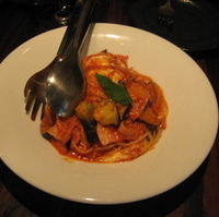 トマト・ナス入りパスタ