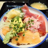 おまかせ海鮮丼