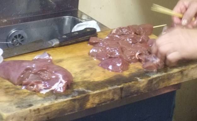 焼き鳥皮、レバー、ネギ間、カシラ