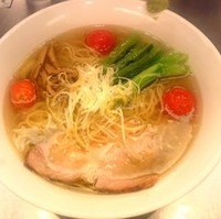 鶏と魚介の豊潤塩ラーメン