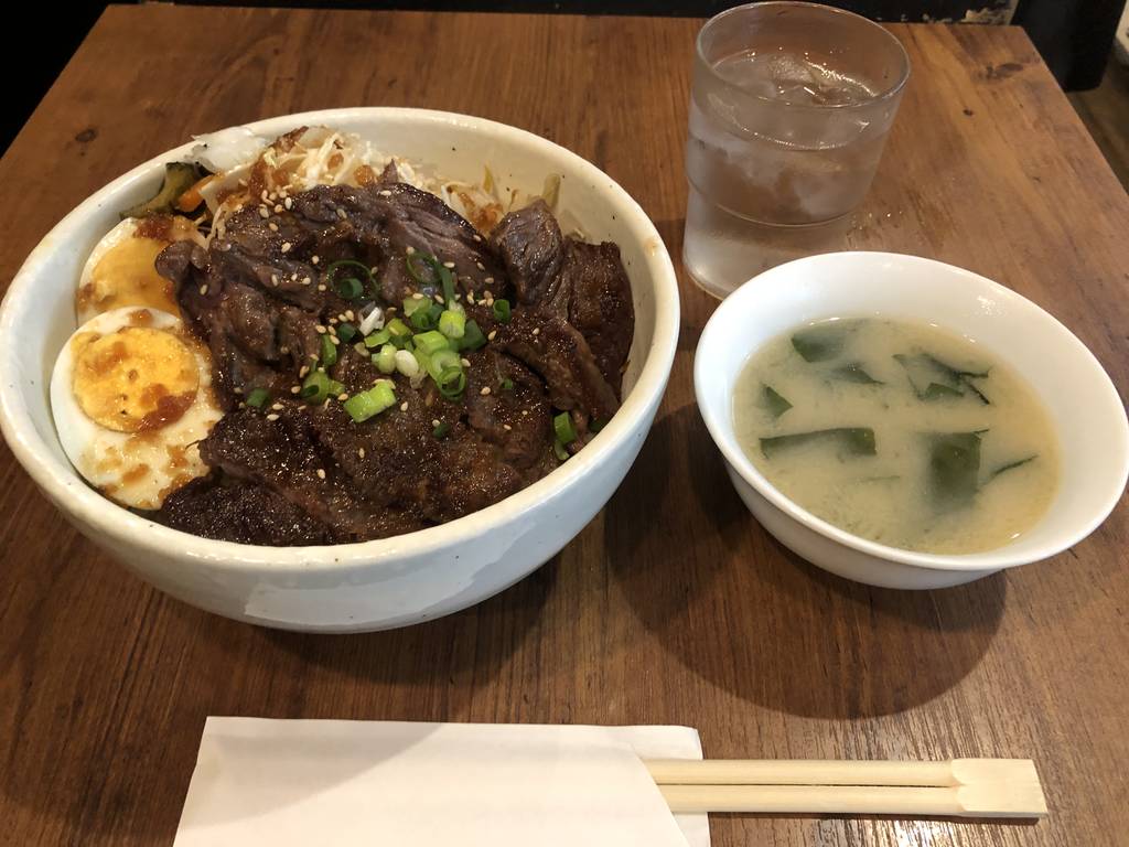 牛ハラミステーキ丼