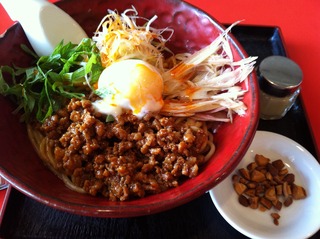 汁なし担担麺 温