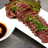 焼きたてあぶり和牛