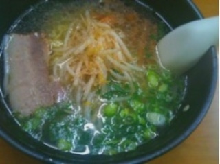 牛骨ラーメン