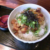 チャーシュー丼