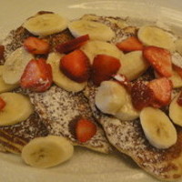 苺とバナナのパンケーキ