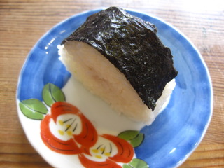 梅おかかおにぎり