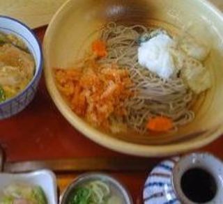 桜えびと筍おろしそばとコーチンミニ丼