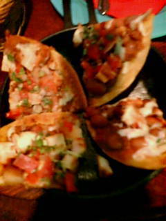 チキンナチョス