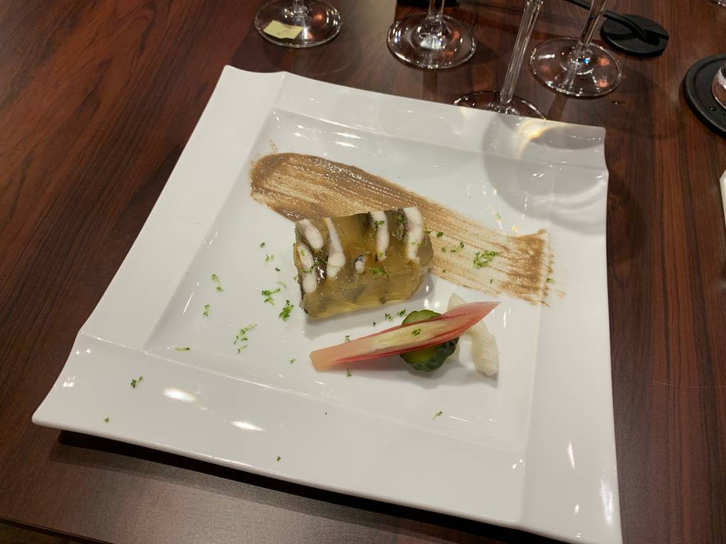 鮎のアスピック 肝のソース